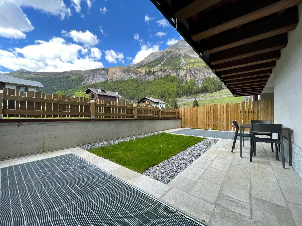 Nira Mountain Resort Futura Pradelle Exterior foto